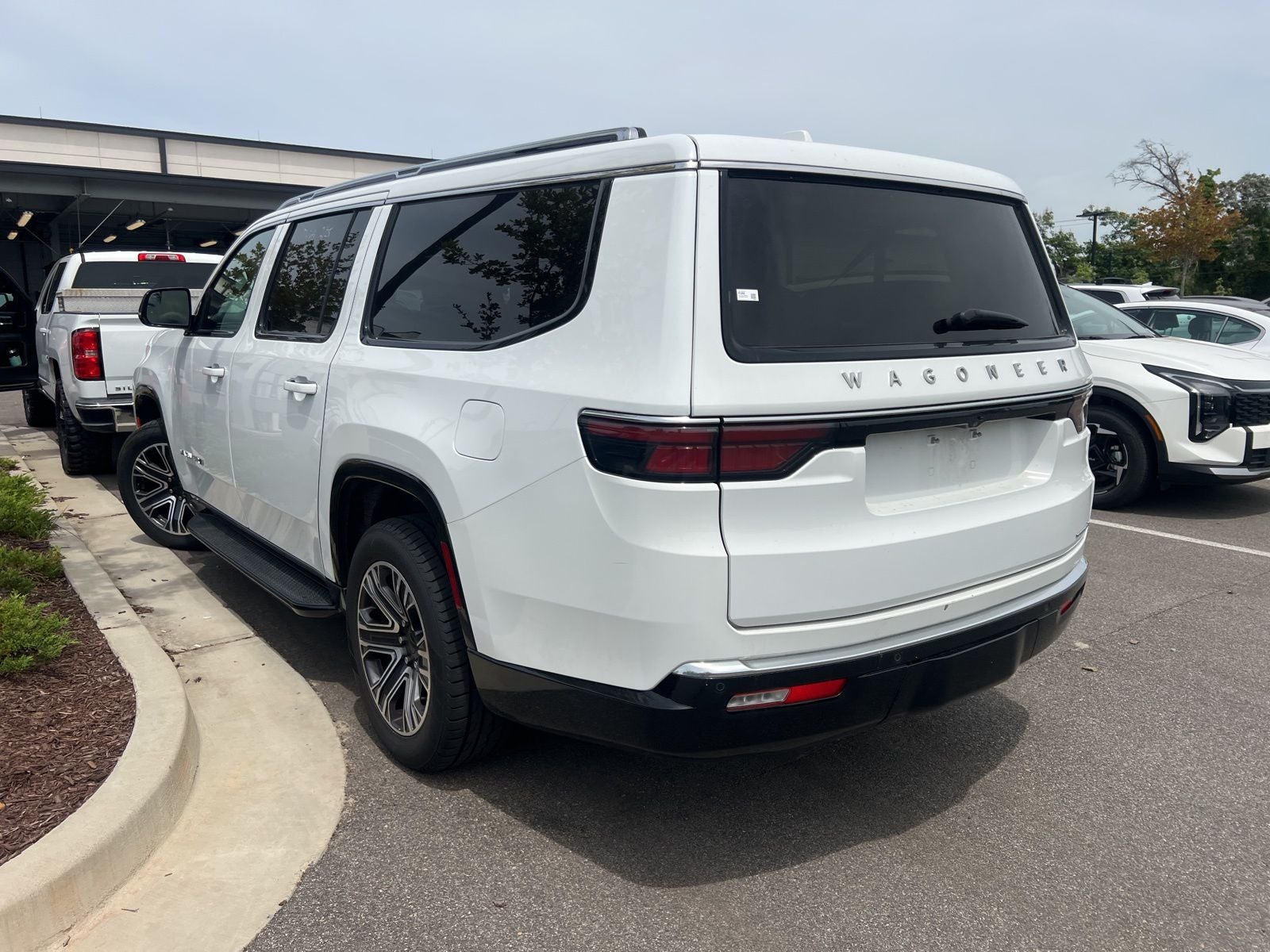 2023 Jeep Wagoneer L Series II