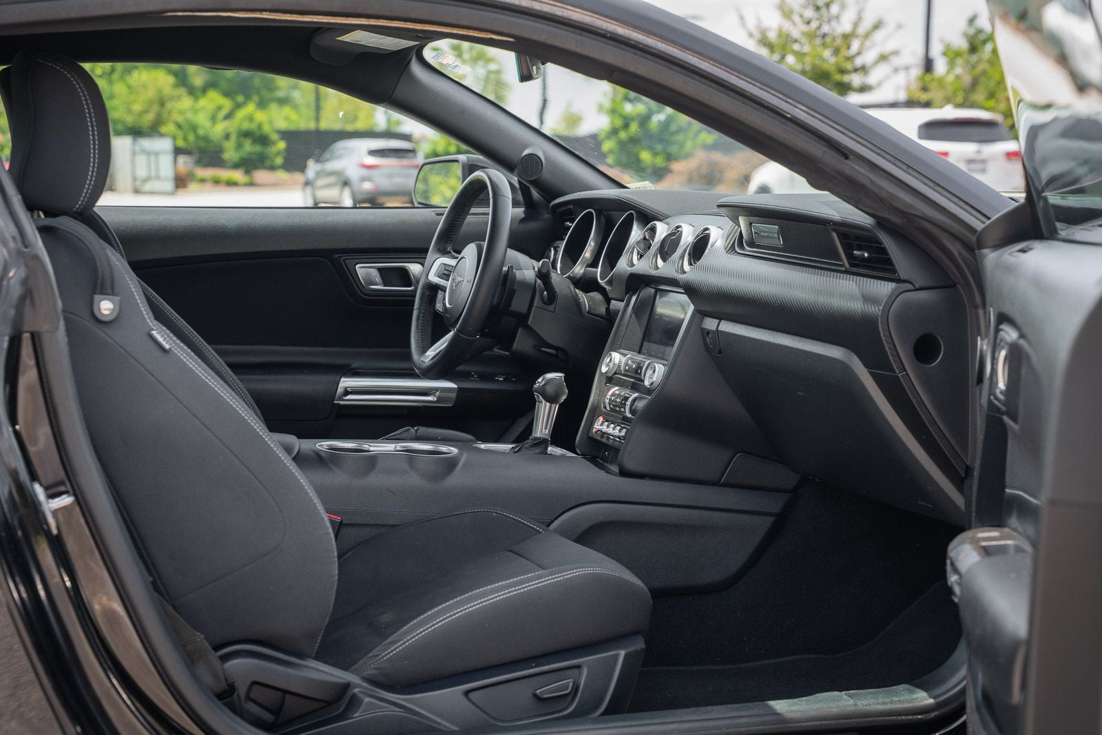2021 Ford Mustang EcoBoost