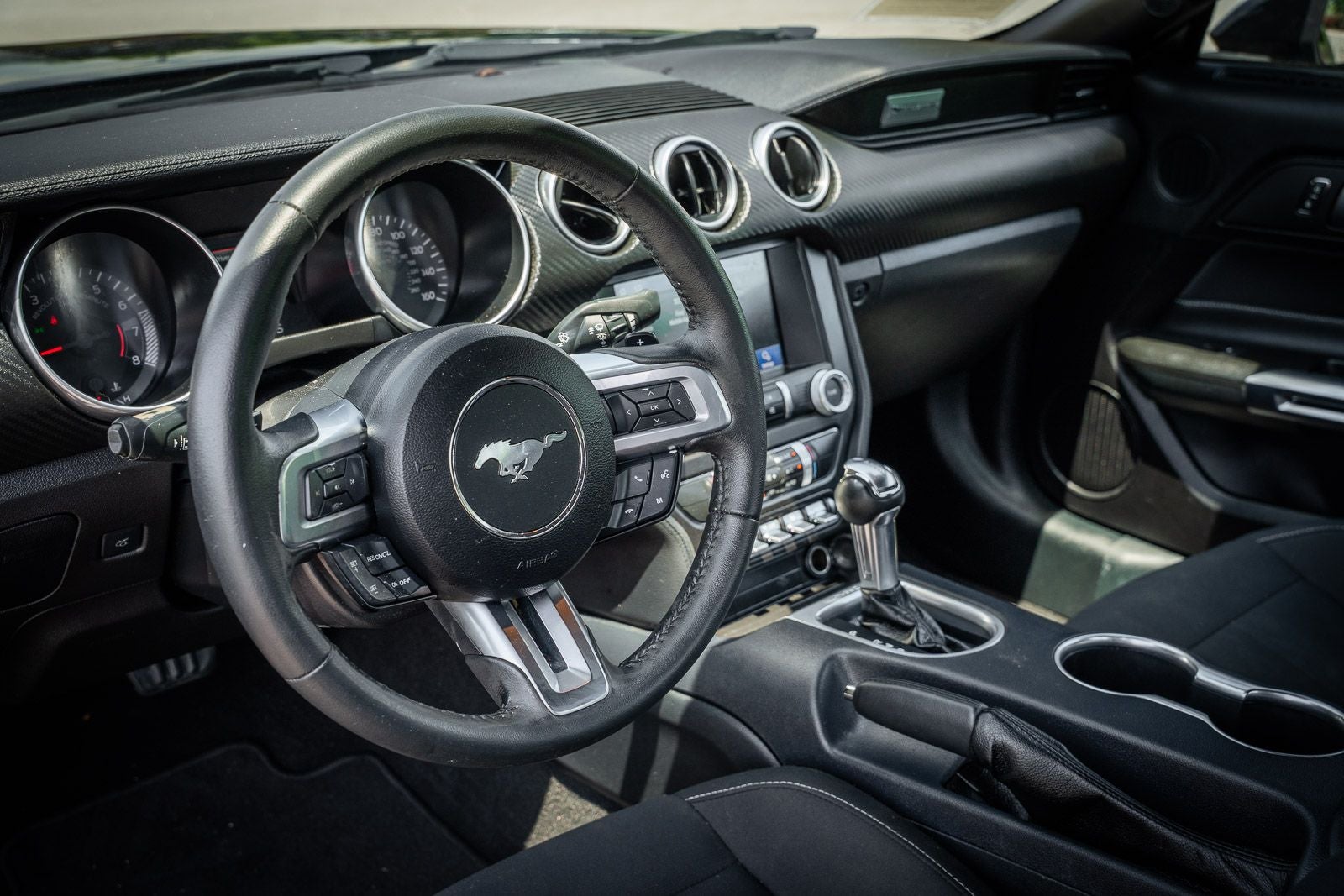 2021 Ford Mustang EcoBoost