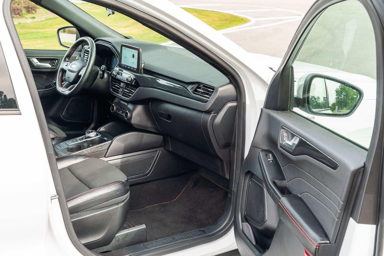 2023 Ford Escape Hybrid ST-Line Select