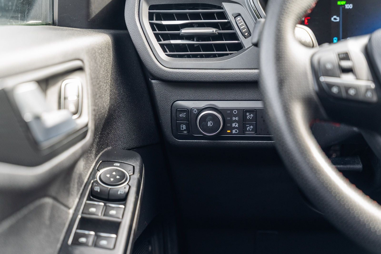 2023 Ford Escape Hybrid ST-Line Select