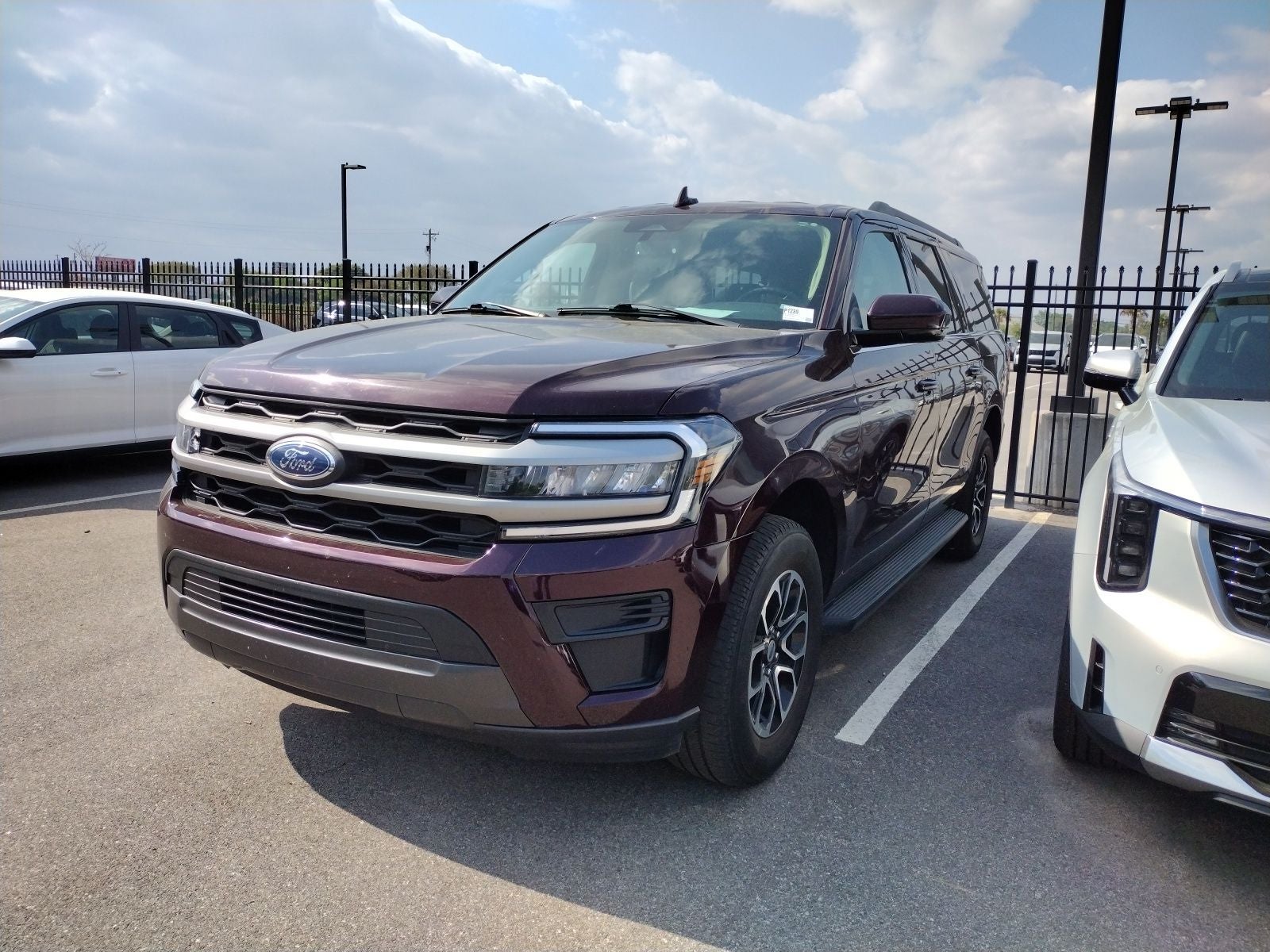 2024 Ford Expedition Max XLT