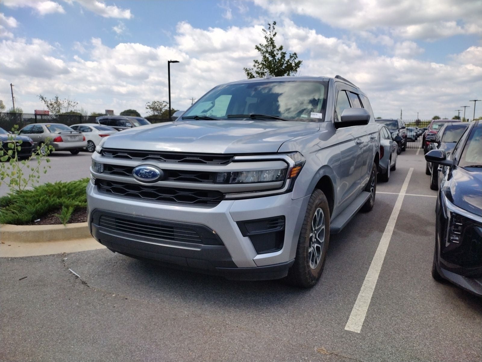 2024 Ford Expedition XLT