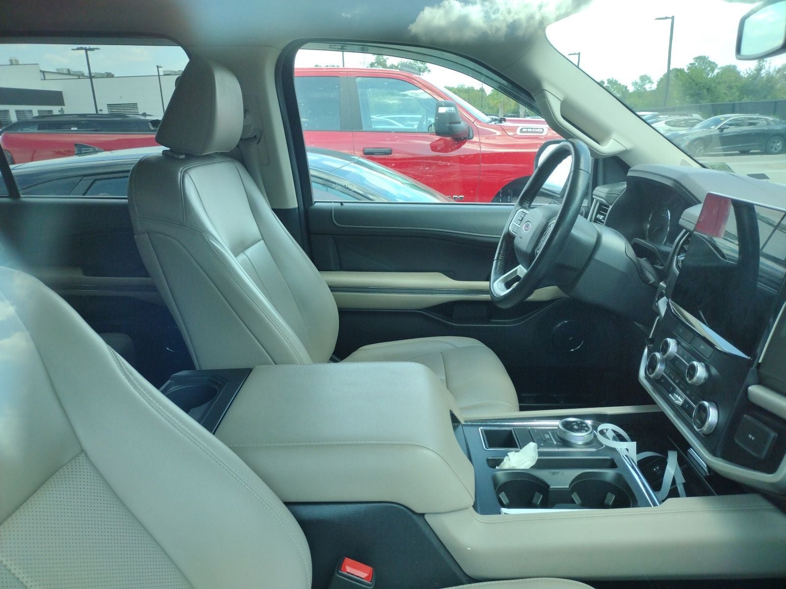2024 Ford Expedition XLT
