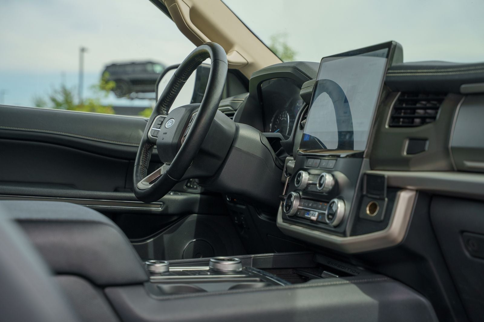 2024 Ford Expedition XLT