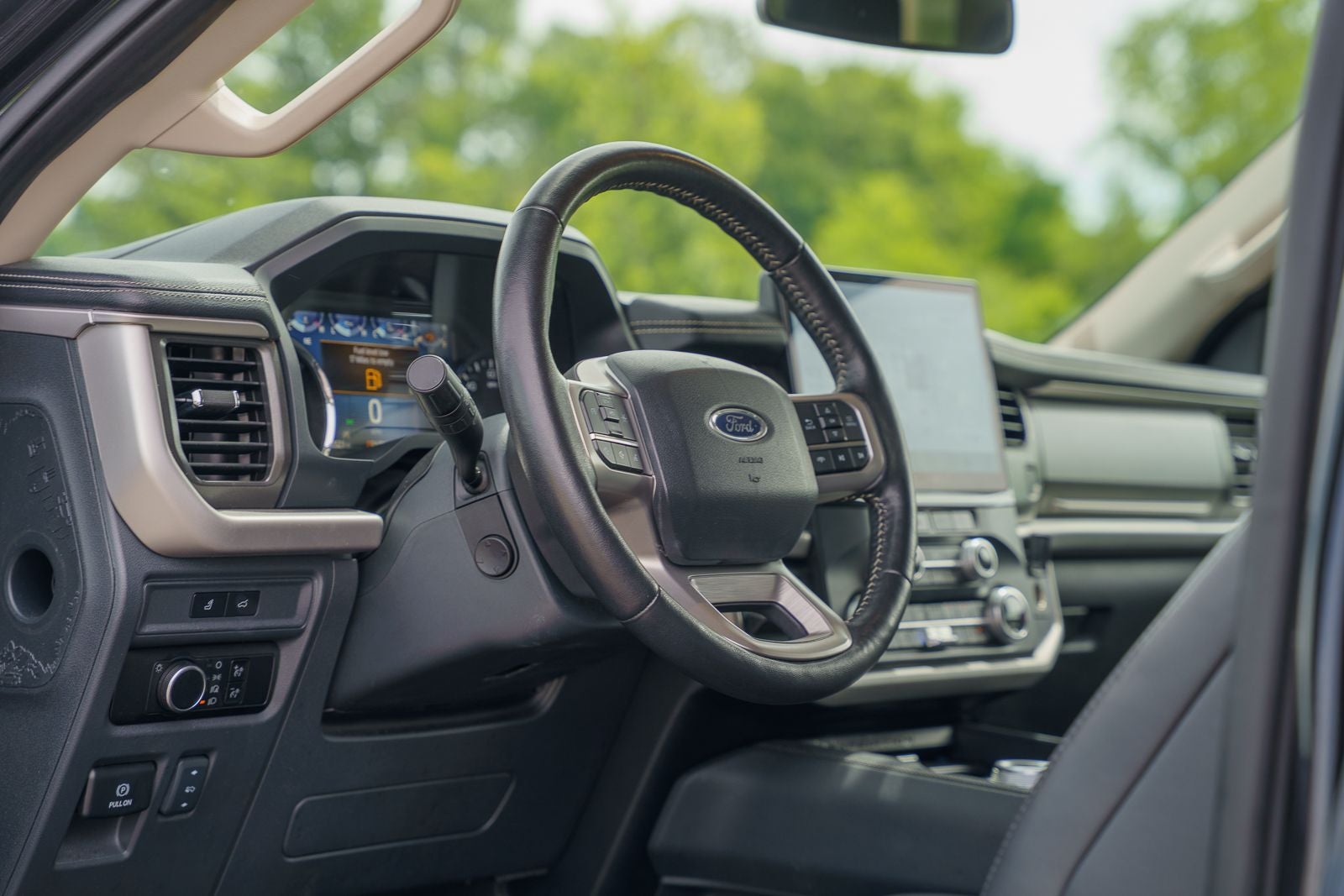 2024 Ford Expedition XLT