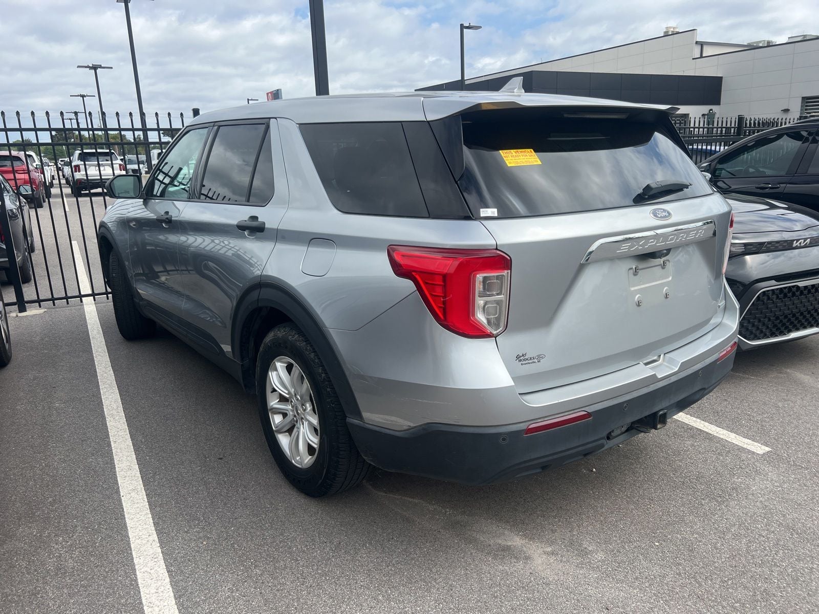 2020 Ford Explorer Base