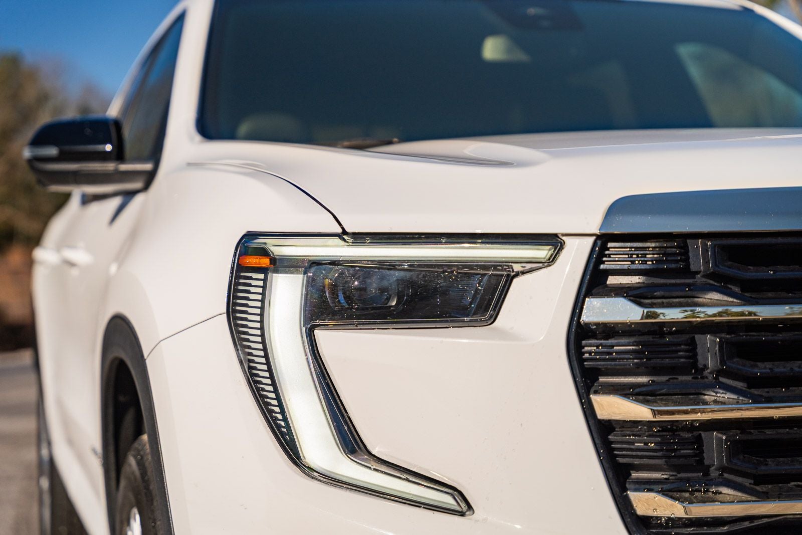 2024 GMC Acadia Elevation