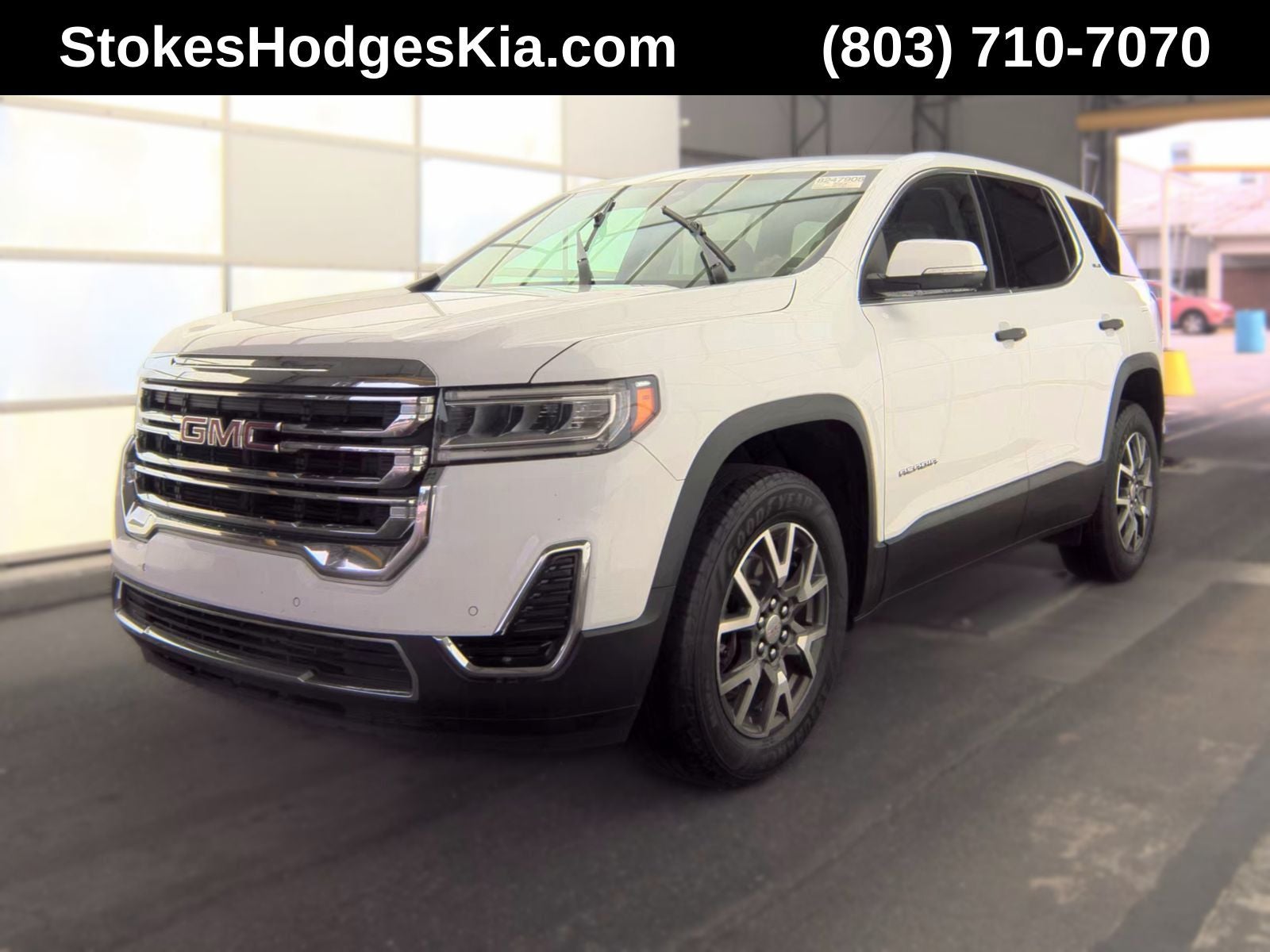 2022 GMC Acadia SLE