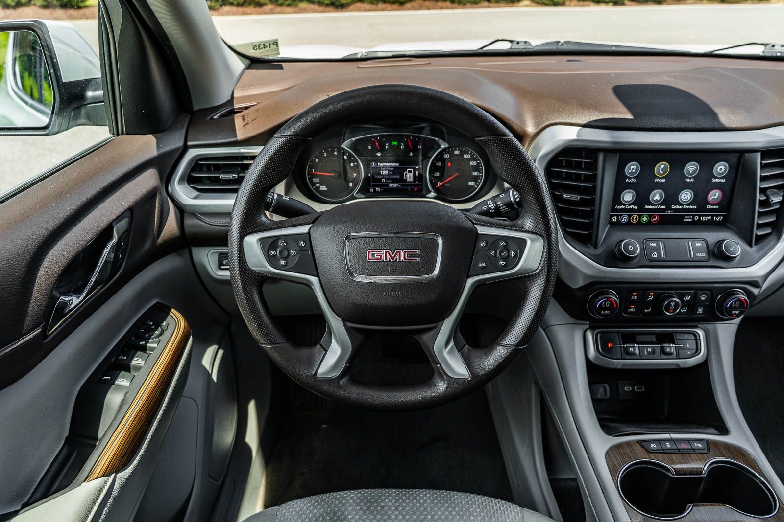 2022 GMC Acadia SLE