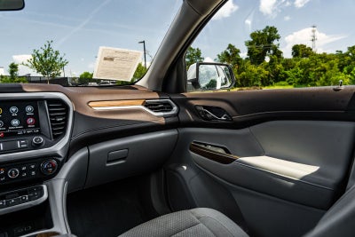 2022 GMC Acadia SLE