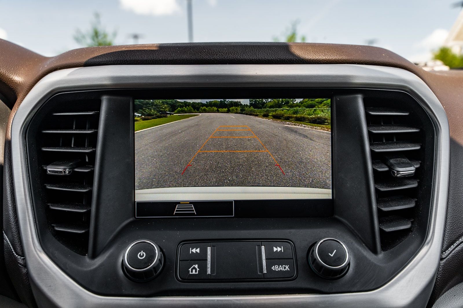 2022 GMC Acadia SLE