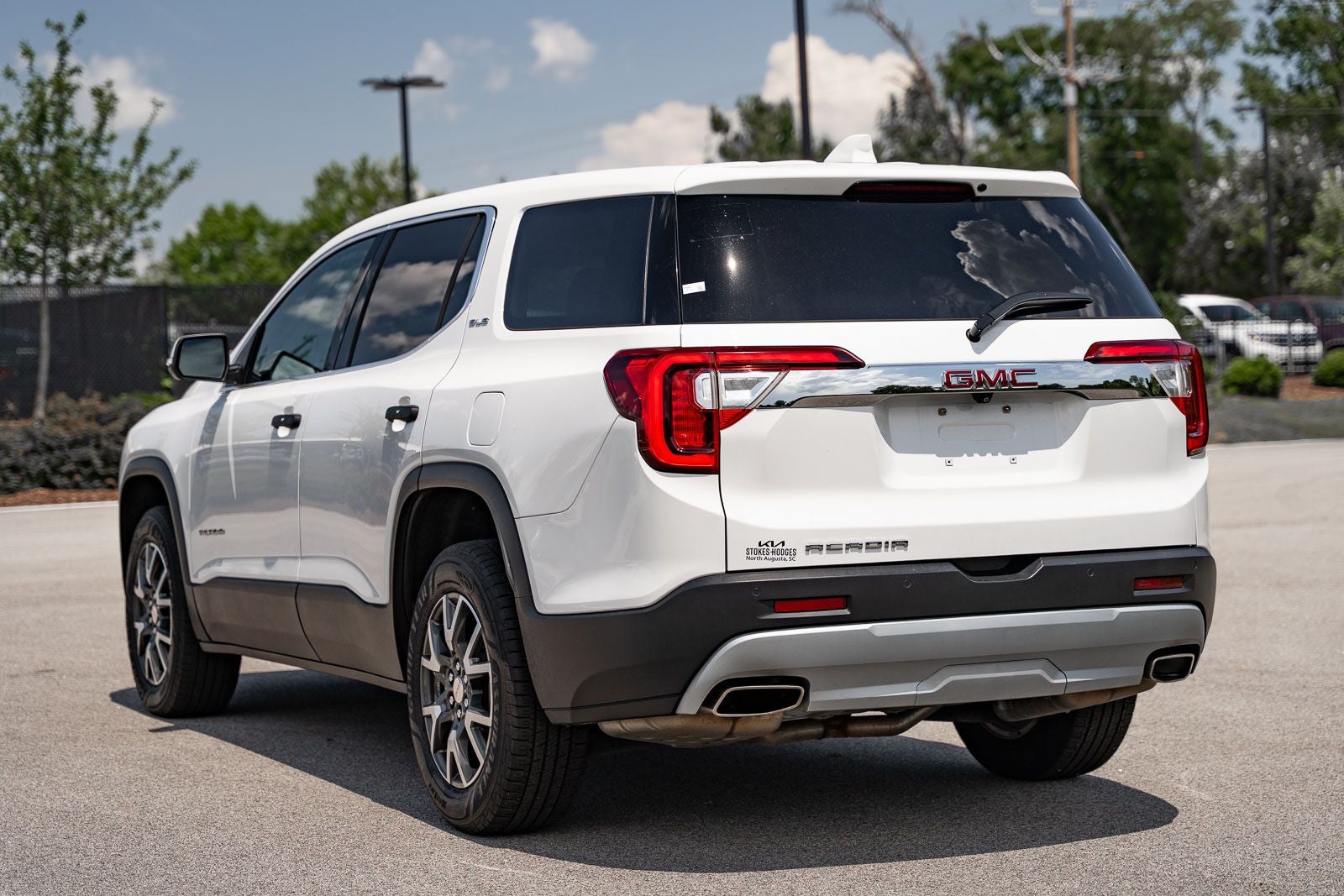 2022 GMC Acadia SLE