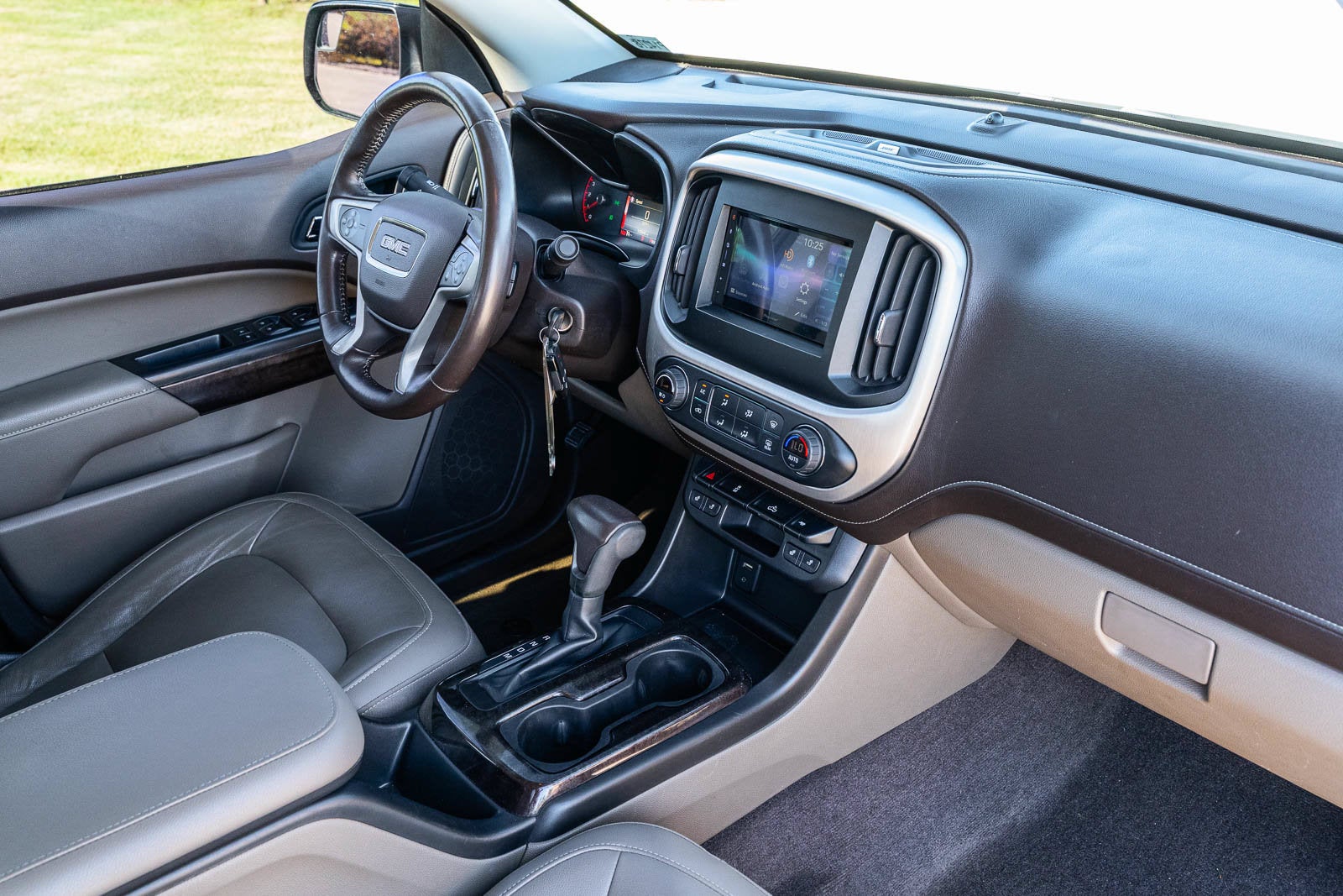 2016 GMC Canyon SLT