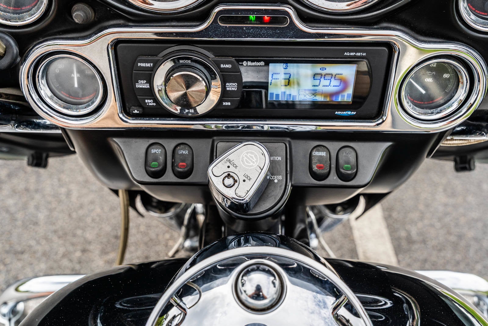 2011 Harley-Davidson ELECTRA GLIDE ULTRA CLASSIC MOTORCYCLE