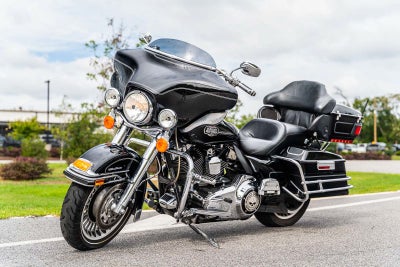 2011 Harley-Davidson ELECTRA GLIDE ULTRA CLASSIC MOTORCYCLE