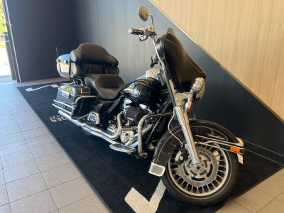 2011 Harley-Davidson ELECTRA GLIDE ULTRA CLASSIC MOTORCYCLE