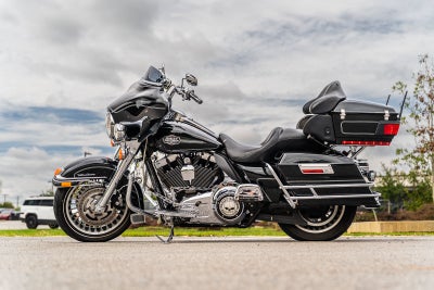 2011 Harley-Davidson ELECTRA GLIDE ULTRA CLASSIC MOTORCYCLE