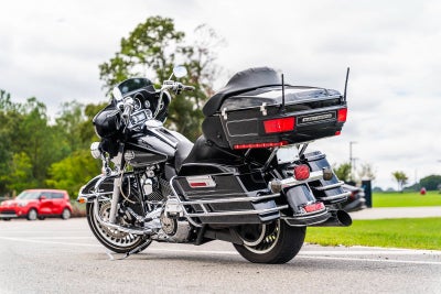 2011 Harley-Davidson ELECTRA GLIDE ULTRA CLASSIC MOTORCYCLE