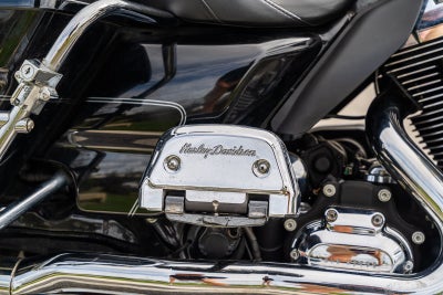 2011 Harley-Davidson ELECTRA GLIDE ULTRA CLASSIC MOTORCYCLE