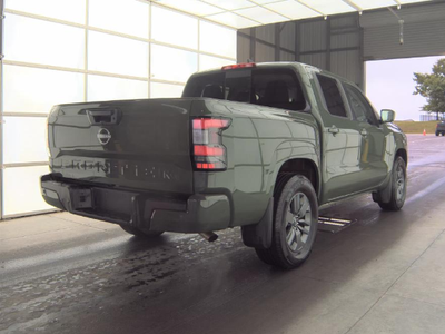 2025 Nissan Frontier SV