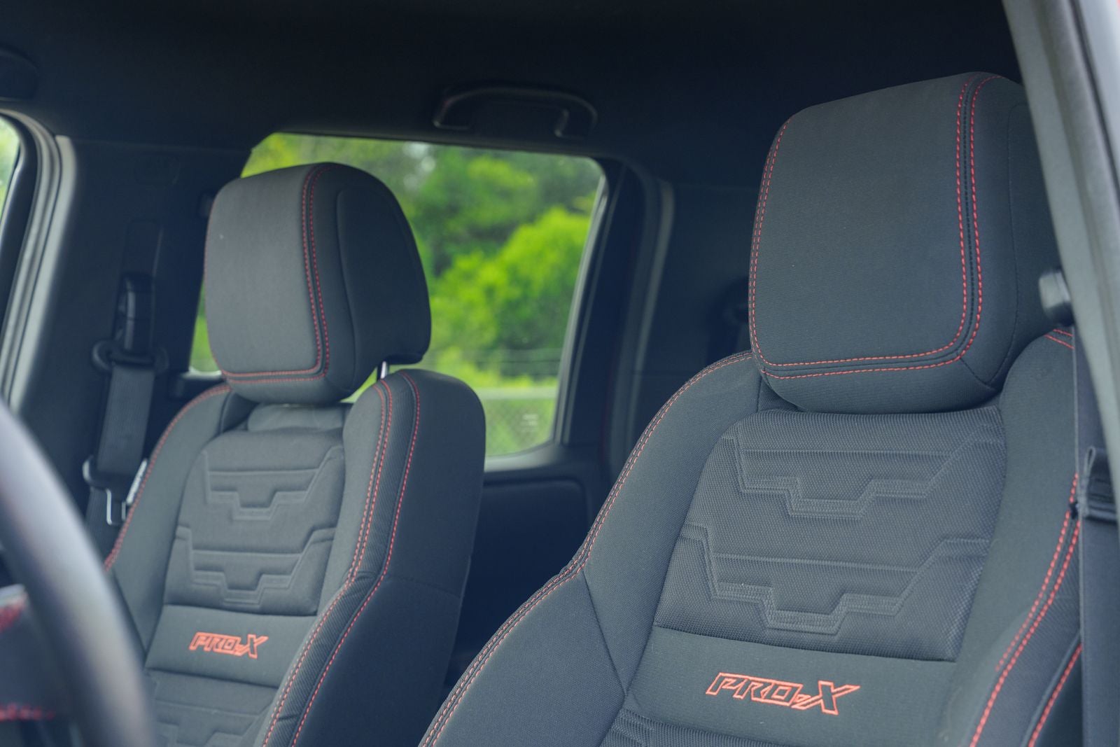 2025 Nissan Frontier PRO-X