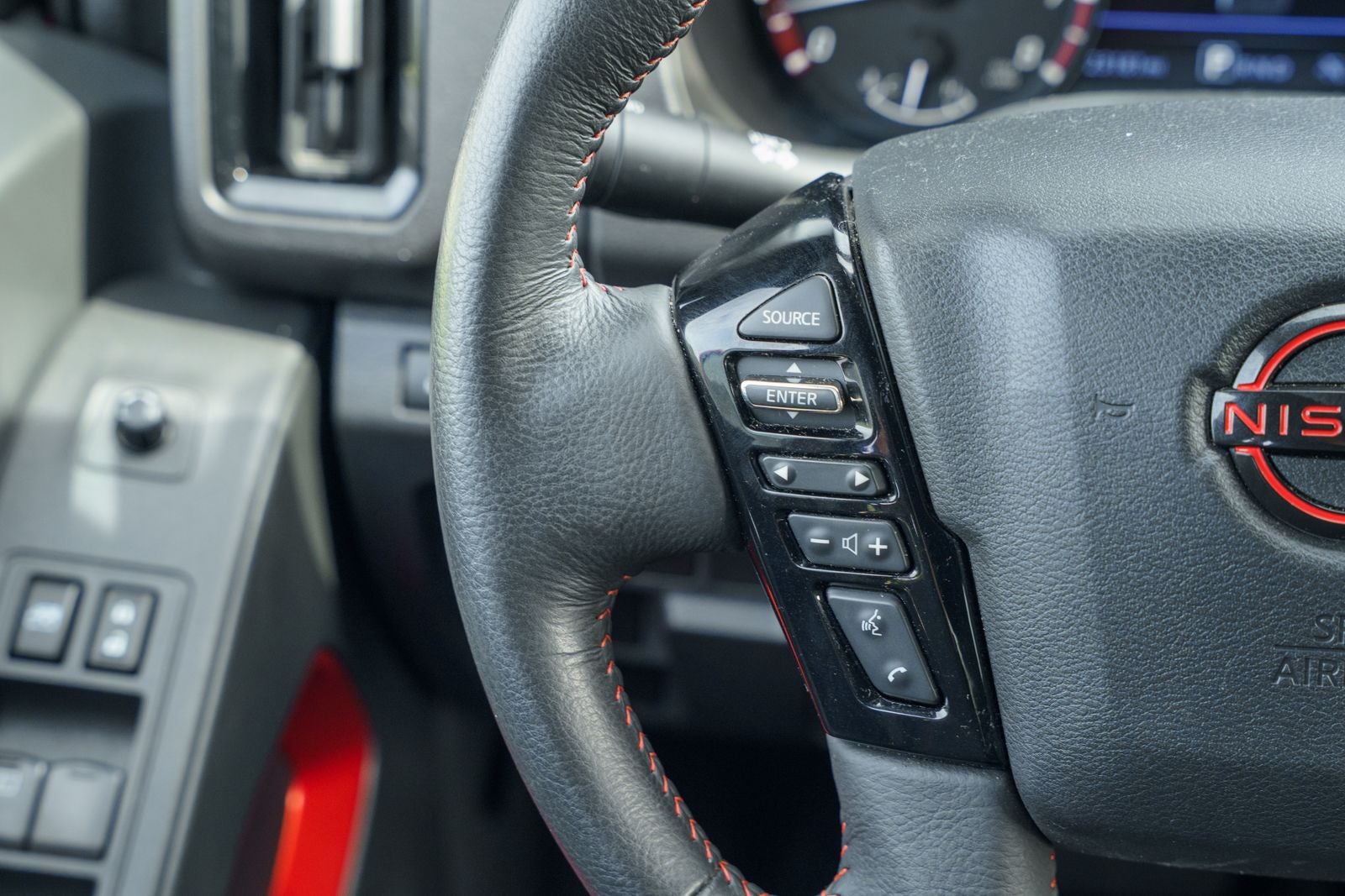 2025 Nissan Frontier PRO-X