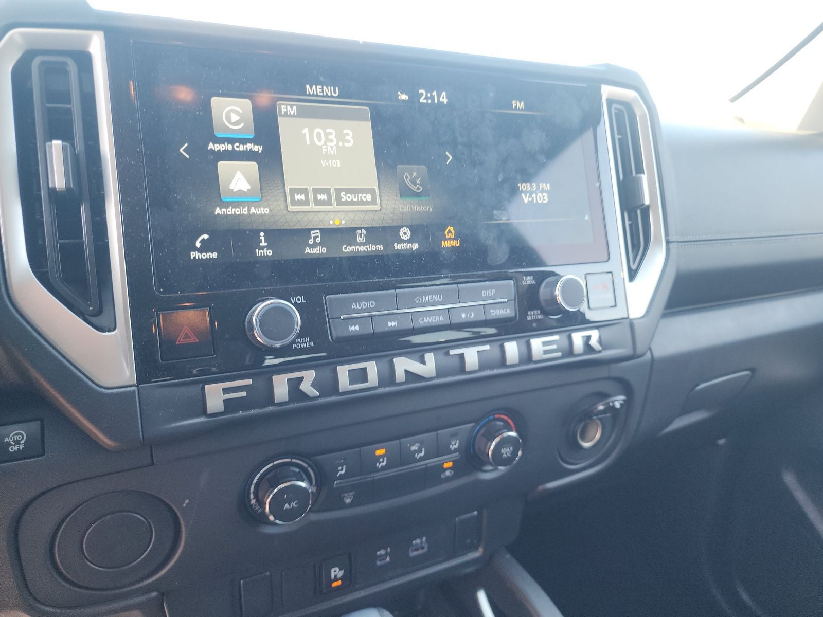 2025 Nissan Frontier SV