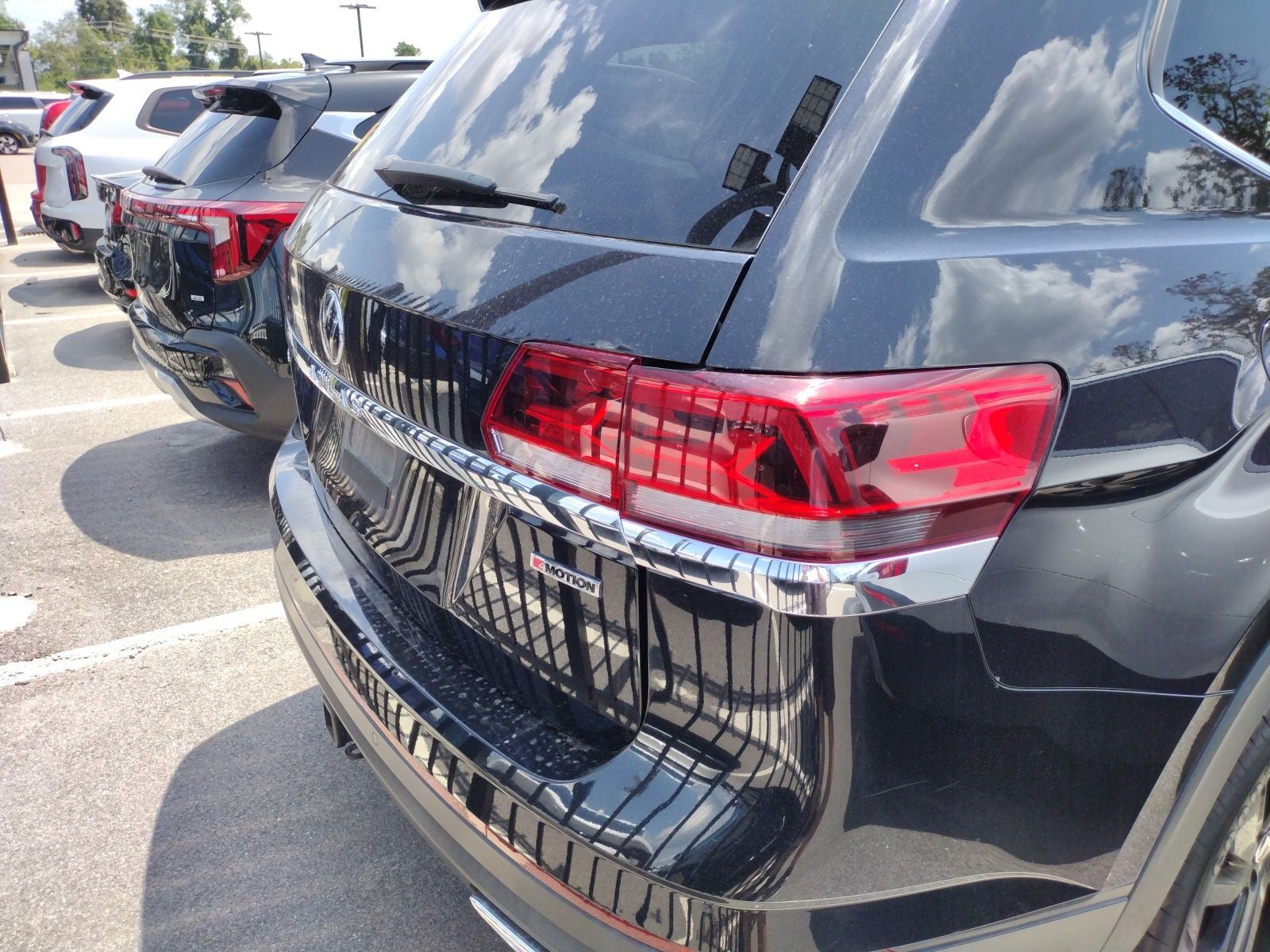 2022 Volkswagen Atlas 3.6L V6 SE w/Technology