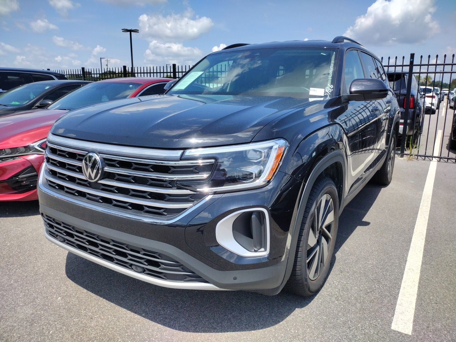 2026 Volkswagen Atlas 2.0T SE w/Technology