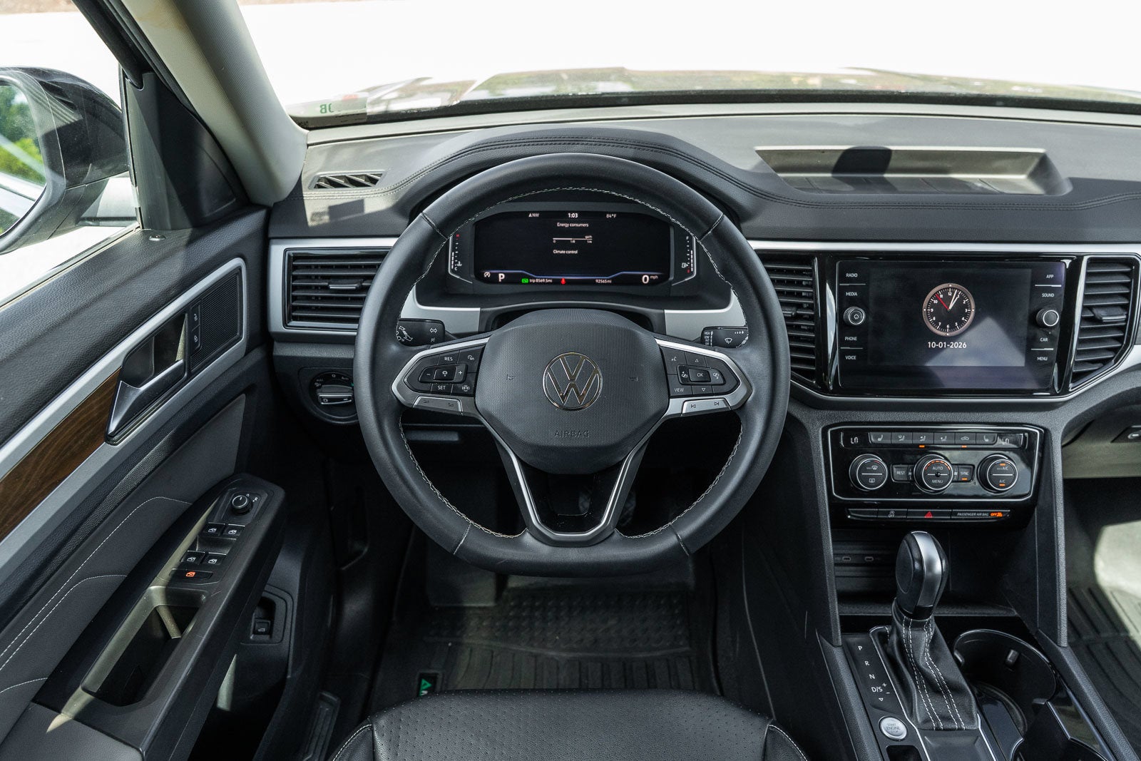 2022 Volkswagen Atlas 3.6L V6 SE w/Technology