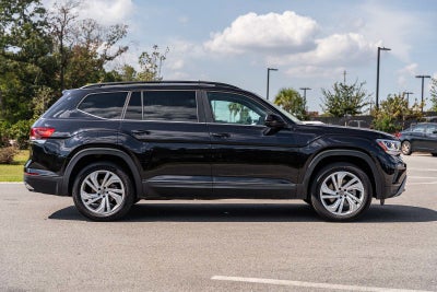 2022 Volkswagen Atlas 3.6L V6 SE w/Technology