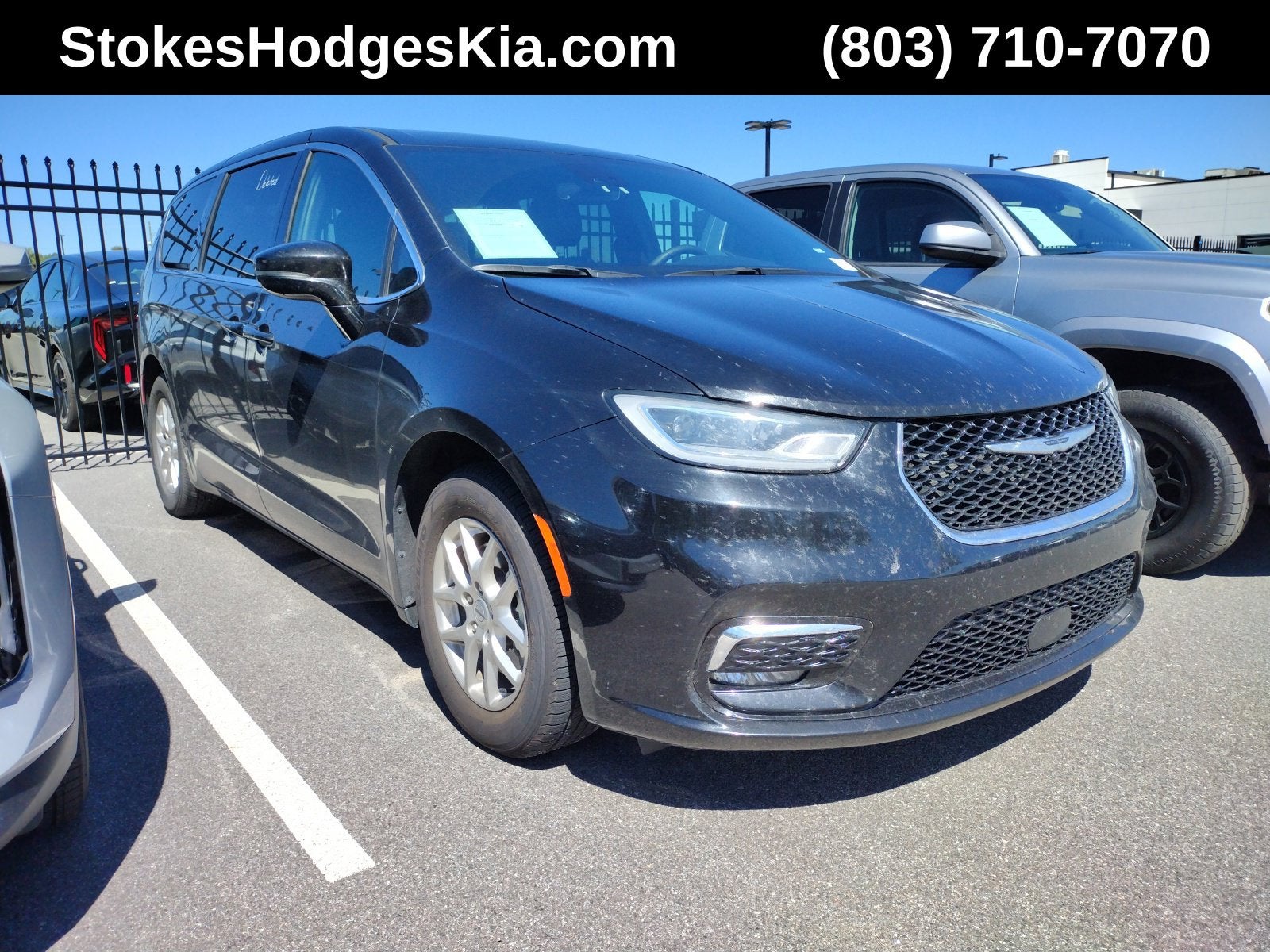 2025 Chrysler Pacifica Select