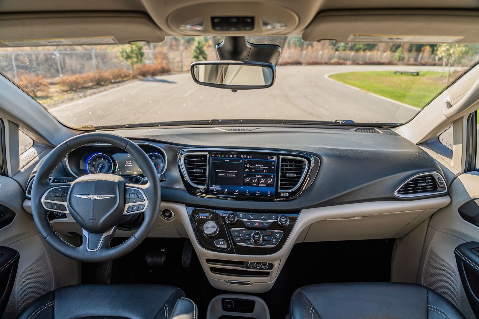 2024 Chrysler Pacifica Touring L