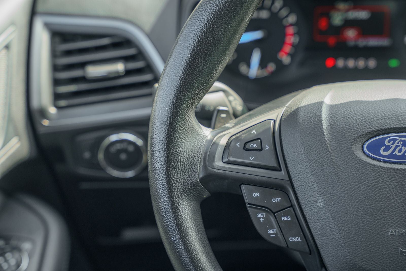 2019 Ford Edge SE