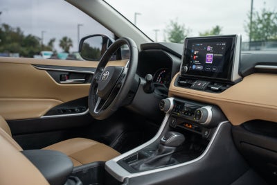 2025 Toyota RAV4 XLE Premium