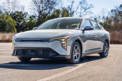 2026 Kia K4 LXS
