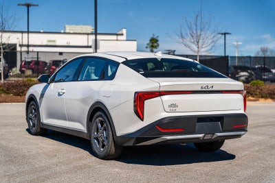 2026 Kia K4 LXS