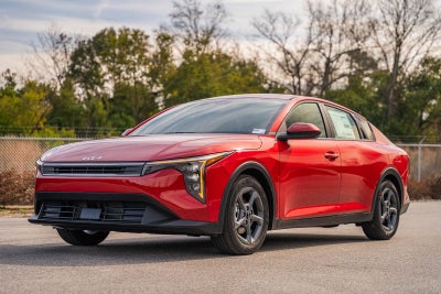 2026 Kia K4 LXS