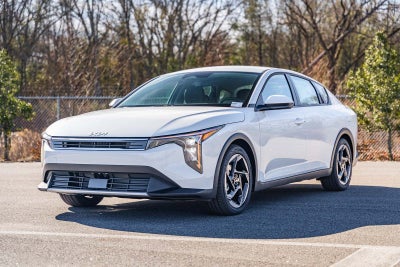 2026 Kia K4 EX