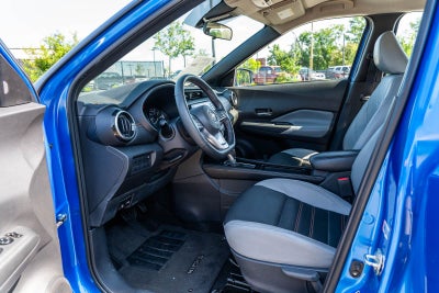 2021 Nissan Kicks SR