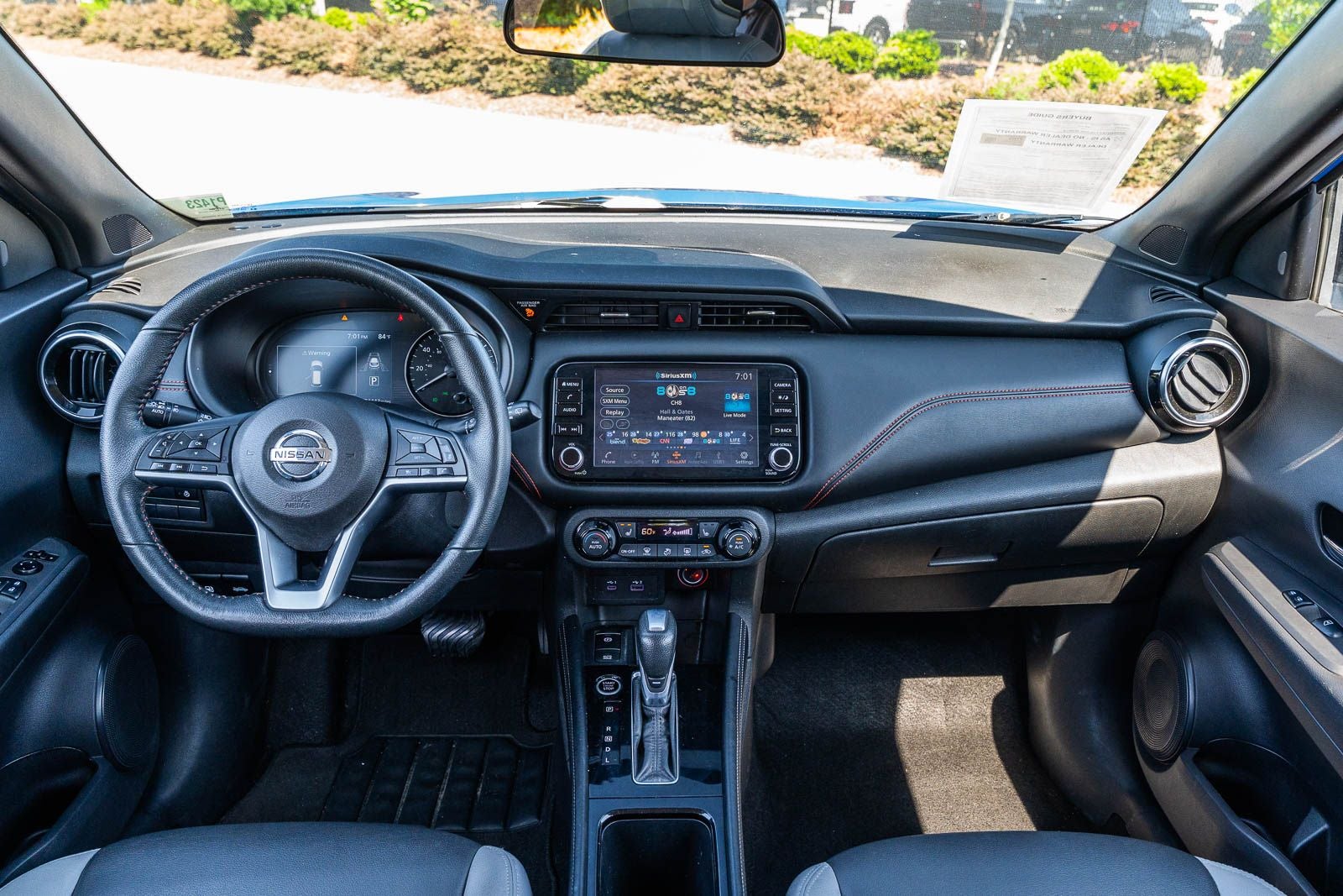 2021 Nissan Kicks SR