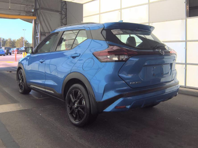 2021 Nissan Kicks SR