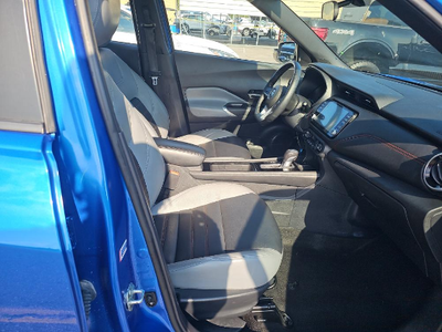 2021 Nissan Kicks SR
