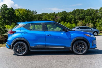 2021 Nissan Kicks SR