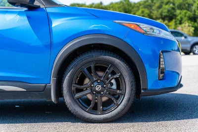 2021 Nissan Kicks SR