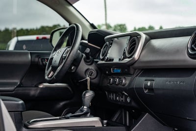 2022 Toyota Tacoma SR5 V6