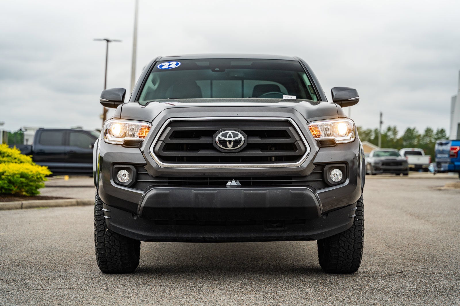 2022 Toyota Tacoma SR5 V6