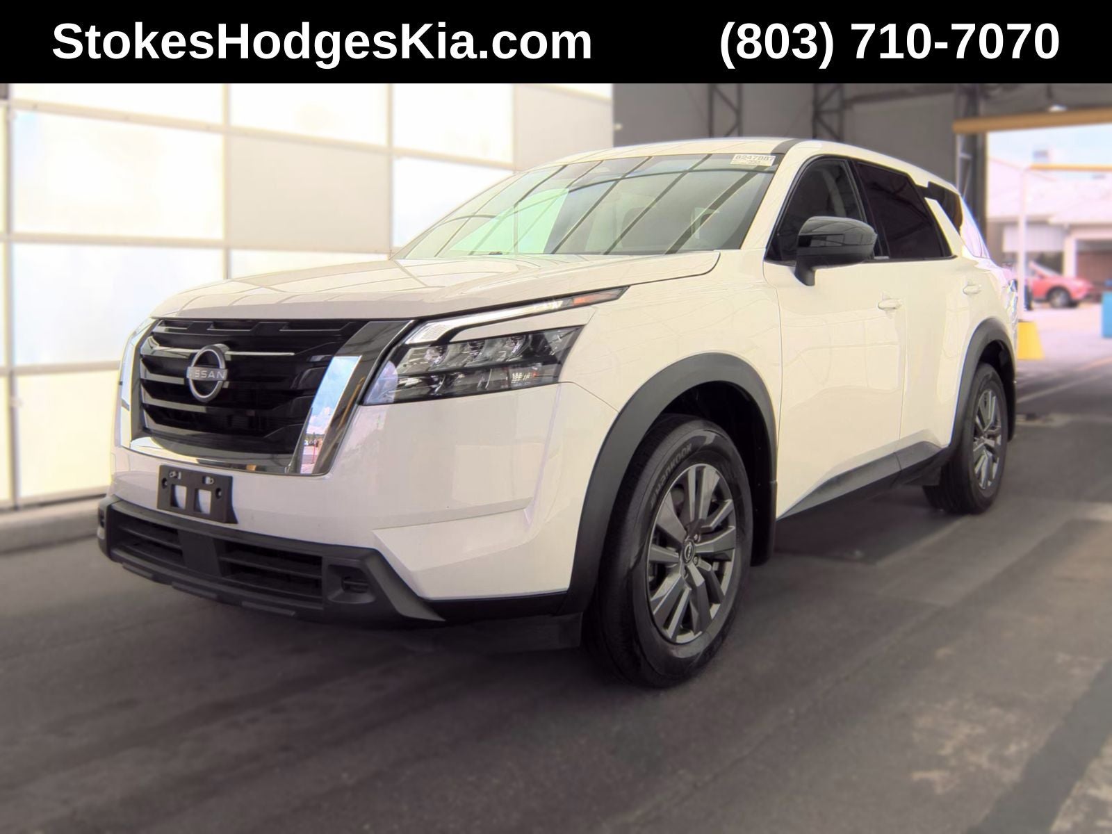 2025 Nissan Pathfinder S