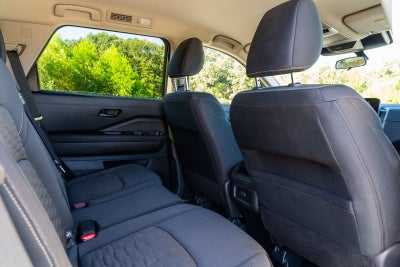 2025 Nissan Pathfinder S